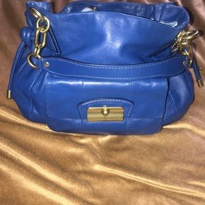 🌟🌟Coach  Royal blue gold Chain  Purse 🌟🌟